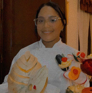 Meet your Posher, Yailen